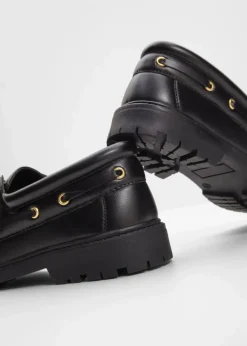 Loafer mit Schnürung