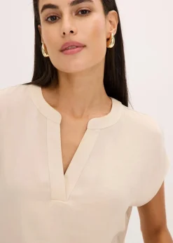 Lockere Satin-Kurzarmtunika mit überschnittenen Schultern