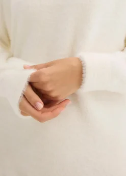 Longpullover aus weichem Federgarn