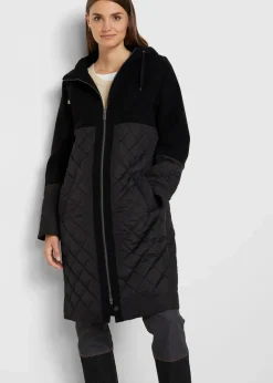 Mantel in Materialmix