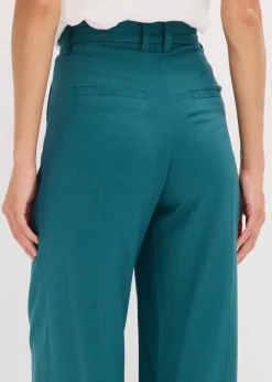 Marlenehose aus fließender Viskose