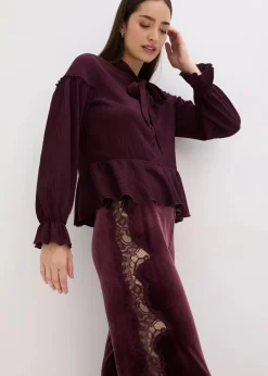 Marlenehose aus softem Samt mit Spitzeneinsatz