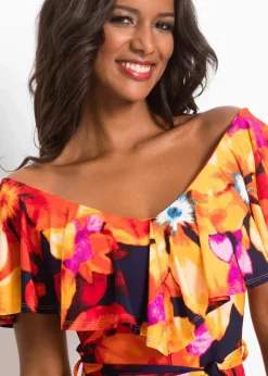 Maxikleid mit Volant und Gürtel