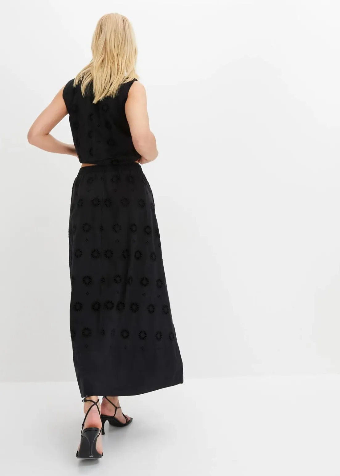 Maxirock aus Bio-Baumwolle mit Lochstickerei