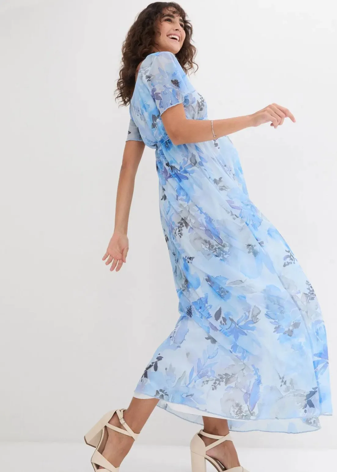 Maxi-Umstandskleid aus zartem Mesh