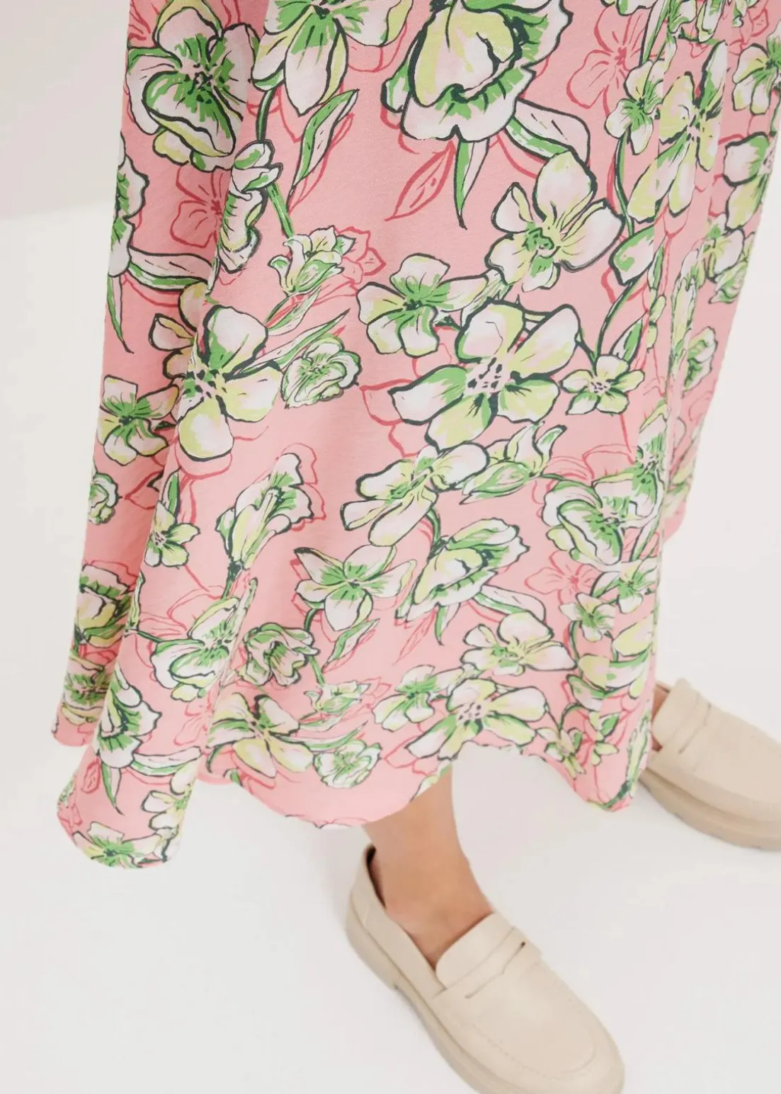 Midirock aus fließendem Viskose-Mix