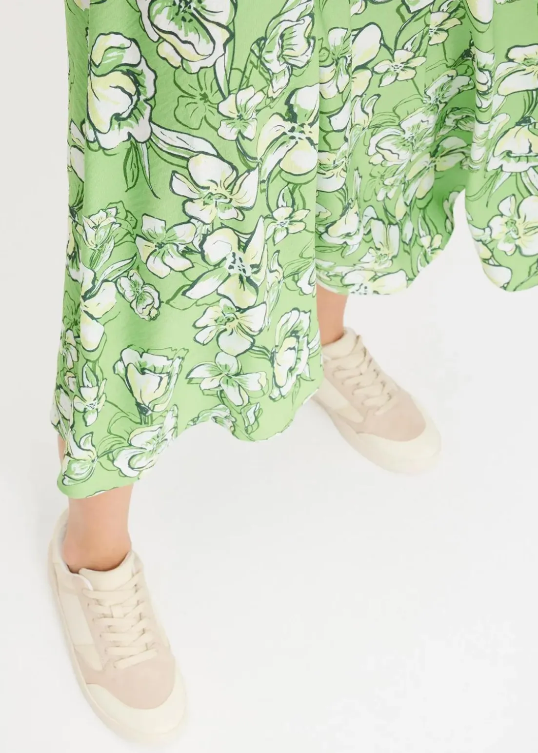 Midirock aus fließendem Viskose-Mix