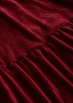 Minikleid aus elastischen Samt