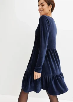 Minikleid aus elastischen Samt