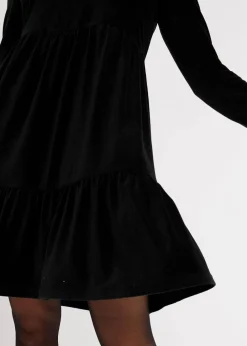 Minikleid aus elastischen Samt