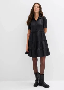 Minikleid aus glänzendem Material