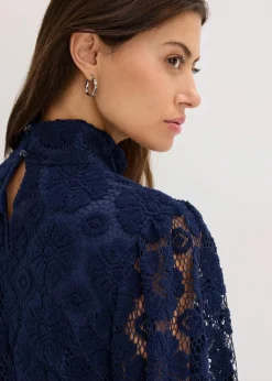 Minikleid aus Spitze