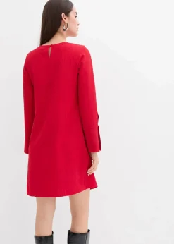 Minikleid aus strukturiertem Material