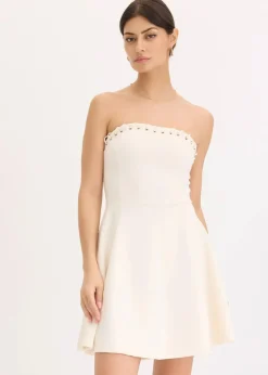 Minikleid mit Kettendetail