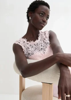 Minikleid mit Spitze