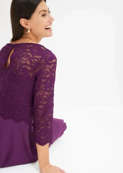 Minikleid mit Spitze