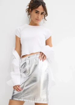 Minirock im Metallic-Look