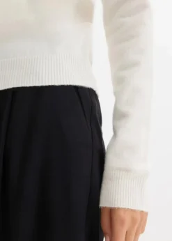 Oversize Pullover mit Camrenausschnitt