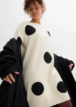 Oversize Strickkleid mit Punkten