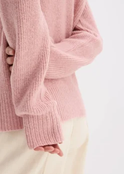 Oversize-Pullover mit V-Ausschnitt