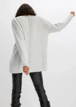 Oversize-Pullover mit Zopfmuster