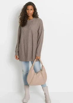 Oversize-Pullover mit Zopfmuster