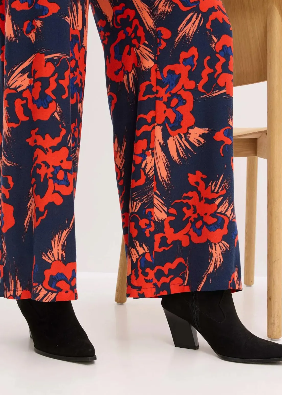 Palazzo-Hose aus leichtem Viskose-Crêpe