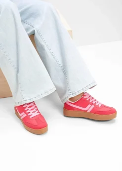 Plateau-Sneaker im Retrolook