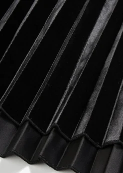 Plissée-Rock aus softem Samt