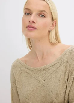 Pullover mit horizonatalem Zopfmuster