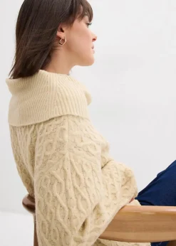 Pullover mit Zopfmuster