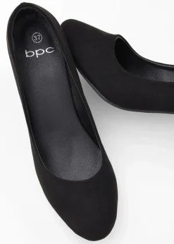 Pumps mit schmalem Absatz