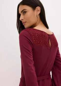 Punto Kleid mit Spitze