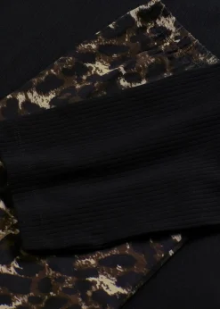 Pyjama mit Rippshirt und weiter Hose