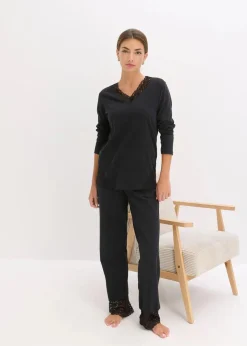 Pyjama mit zarter Spitze