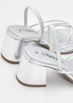 Riemchensandaletten mit Blockabsatz