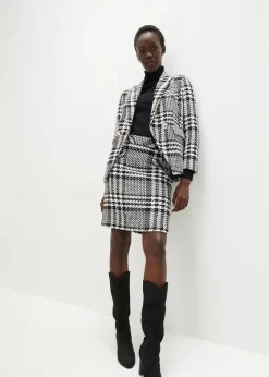 Rock aus softem Bouclégarn