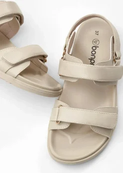 Sandalen mit leicht geformtem Fußbett