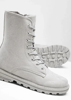 Schnürboots mit Profilsohle