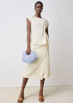 Shirt aus reinem Leinen mit Webbesatz