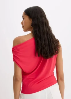 Shirt mit asymmetrischem Ausschnitt