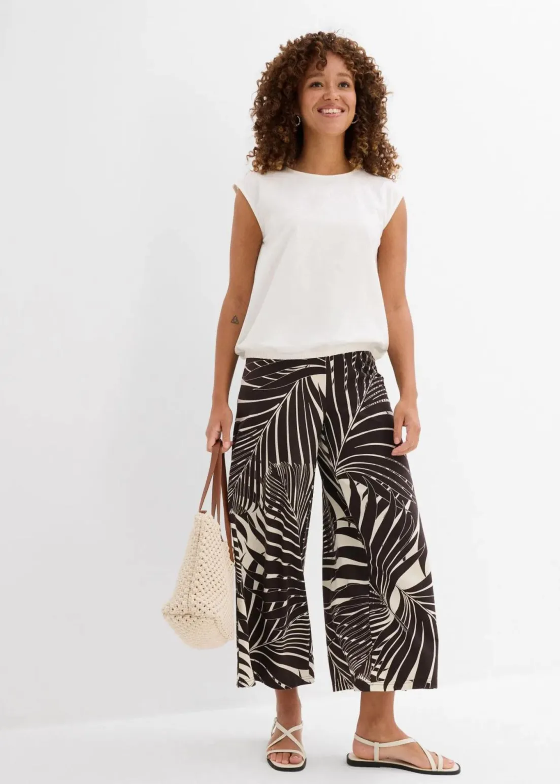 Shirt mit elastischem Bündchen