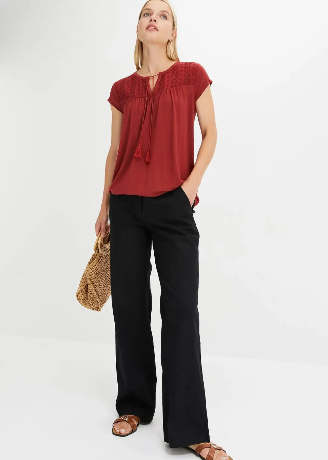 Shirt mit Lochstickerei