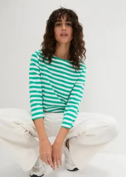 Shirt mit U-Boot-Ausschnitt