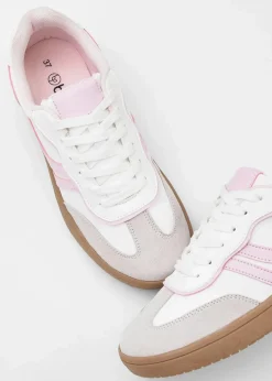 Sneaker im Retrolook