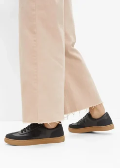 Sneaker im Retrolook