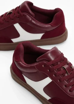 Sneaker im Retrolook