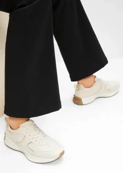 Sneaker mit Metallic-Details