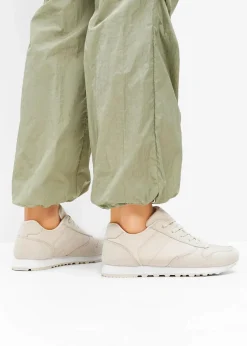 Sneaker mit Satin-Einsatz