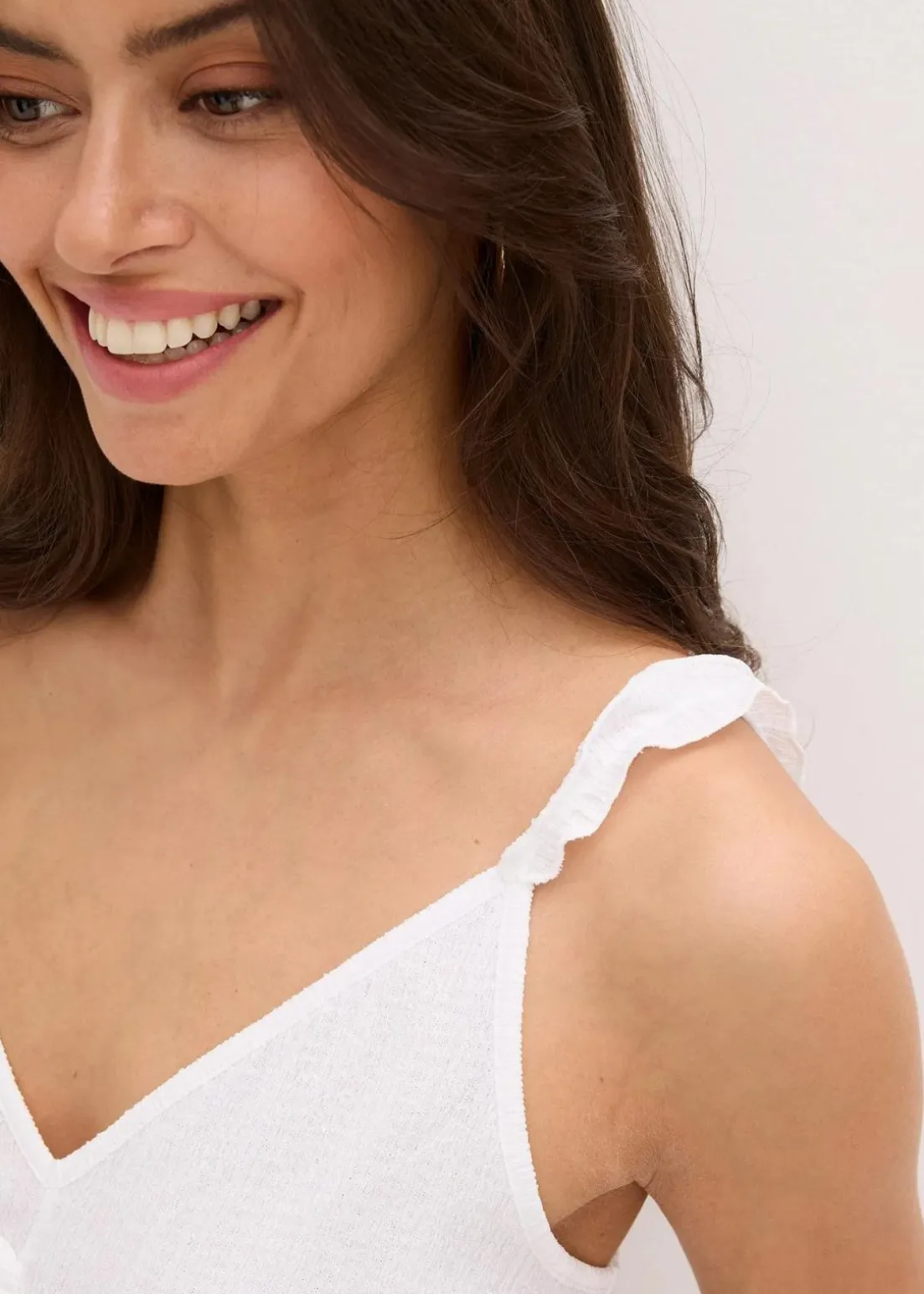 Spaghettiträger-Top mit Rüschen